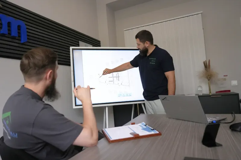 Startseite 45 xpress-bau-monteur-photovoltaik-flachdach-montage-arbeiten